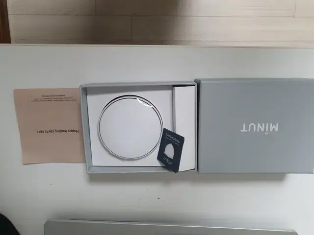 미누트 minut smart home 소음측정기 새제품 판매합니다.